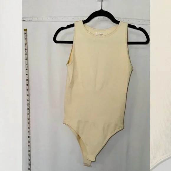 OQQ Womens Medium Stretch Rib Knit Snap Round Neck Sleeveless Bodysuits Cream - Picture 2 of 5